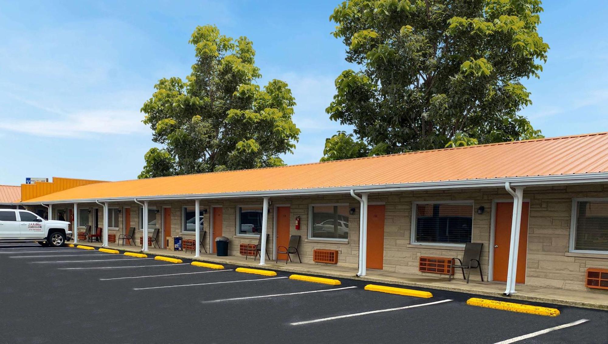 Springs Motel Ky Russell Springs Exterior photo
